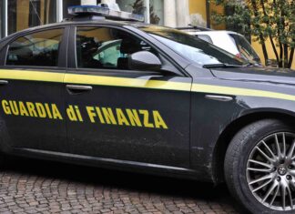 La Guardia di Finanza sequestra oltre 450chili di tabacchi lavorati esteri di contrabbando