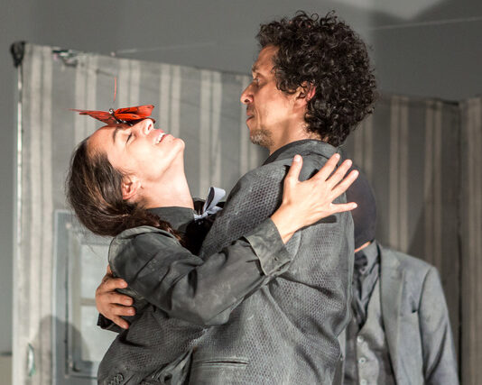 Recensione dello spettacolo “Esercizi di Fantastica” di Matilde Puleo