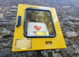 Inaugurazione del defibrillatore a Santa Fiora