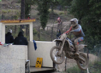 La pioggia “spezza” il programma del motocross al Miravalle di Montevarchi