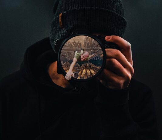 Arte, teatro e video art. Di nuovo chiusi. Di nuovo capaci di ipnotizzarci