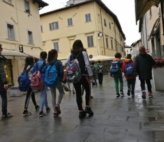 Riparte il treno dei bambini, direzione scuola