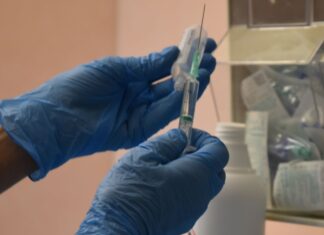 Coronavirus: in Toscana 245 nuovi casi, età media 37 anni; 14 i decessi