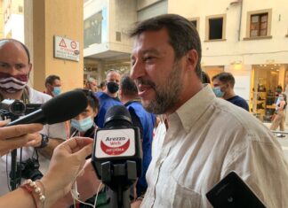 Salvini: “L’obbligo vaccinale non serve, il governo non esageri con i divieti”