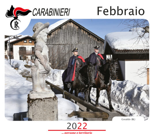 I Carabinieri di Arezzo presentano il calendario storico 2022