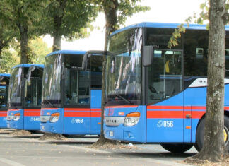 Autolinee Toscane in vista della riapertura delle scuole: “Covid, troppi autisti malati e in quarantena, servizio a rischio”