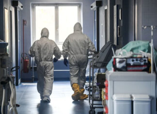 Schillaci: “Via il bollettino giornaliero e lavoriamo al reintegro del personale sanitario”