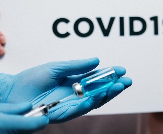 Io medico non vaccinato sostituirò una collega vaccinato positiva alla Covid-19