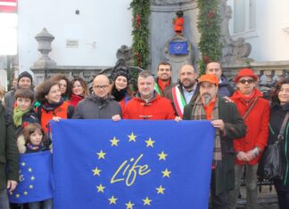 Il Club Amici del Ricciolo in fiera in Belgio con il Panno Casentino
