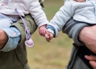 Nella Manovra più soldi per i figli. Ecco come cambia l’assegno unico
