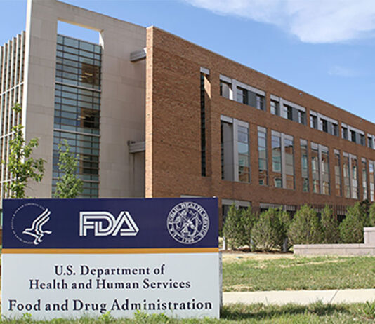 FDA non pubblica i dati sulle reazioni avverse del farmaco/vaccino mRNA di Pfizer