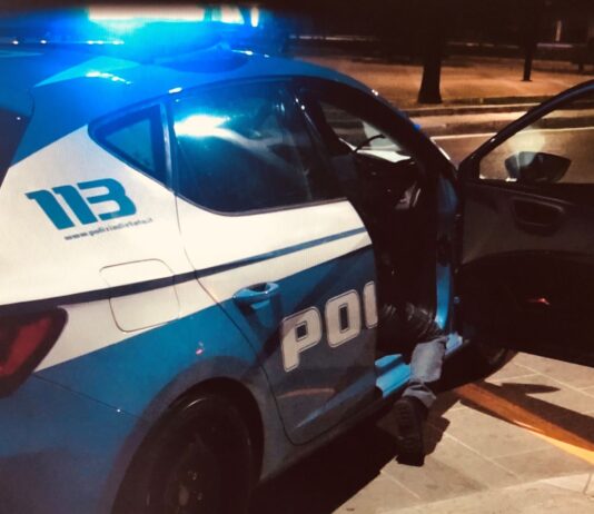 Aggredito e derubato dell’iPhone 11 Red tra via Margaritone e piazza S. Agostino