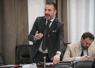 Lupi vicini ai centri abitati, Fratelli d’Italia: “Quali soluzioni intende attuare la Regione?”