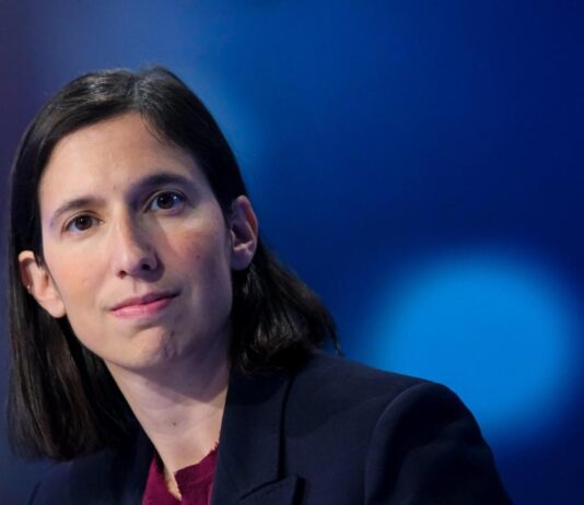 Repubblica si inventa il “boom” di commenti antisemiti contro Elly Schlein