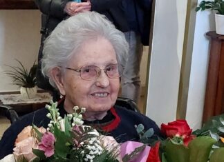 Sansepolcro, auguri a nonna Flora che ha compiuto 100 anni