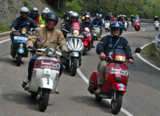 Da Arezzo a Cortona in Vespa per il raduno nazionale del Primo Maggio