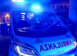 Violento accoltellamento di fronte alla stazione di Arezzo, grave un 28enne