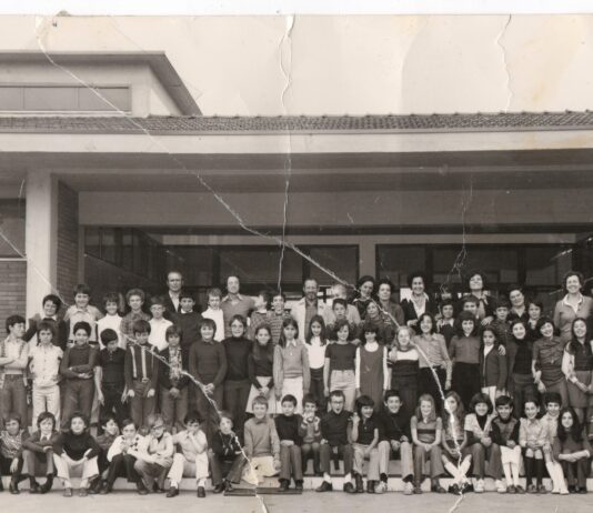 Scuola Pio Borri: 50 anni dopo si incontrano nella loro bellissima scuola elementare