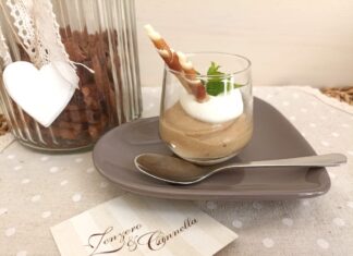 Mousse golosa al caffè e panna