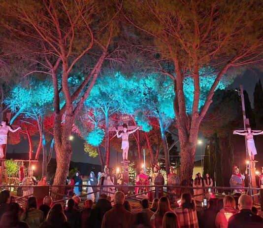 “Passione di Cristo”: il racconto del Venerdì Santo in scena a San Zeno