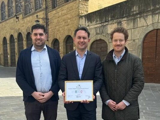 Comitato SAVA consegna ottomila firme ad Alessandro Polcri