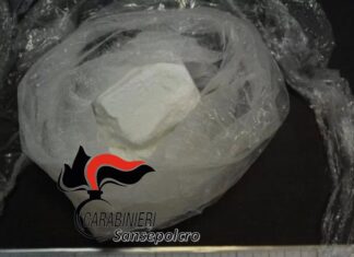 Sansepolcro: inseguito nel centro storico e arrestato dai carabinieri per possesso di cocaina