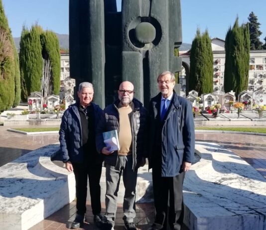 Delegazione slovena in visita al Sacrario del cimitero di Sansepolcro