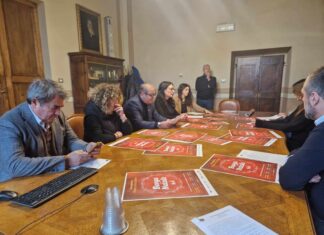 Sansepolcro si trasforma nel “Borgo del Natale”: al via la magia delle feste nel centro storico