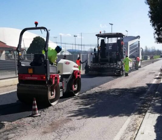 Sansepolcro: procedono gli interventi di asfaltatura sulle arterie del centro urbano