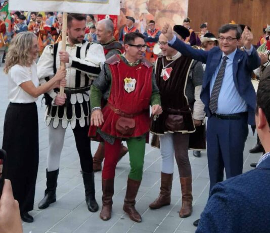 Il balestriere Messer Marco Tontini vince il Palio della Balestra 2025