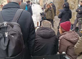 Sansepolcro protagonista al cinema con “Come ti muovi, sbagli”