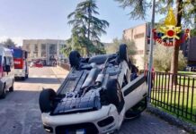 Incidente a Sansepolcro, auto si ribalta in via dei Lorena: ferito un 80enne