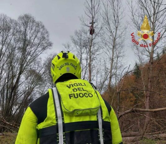 Ragazzi bloccati nel torrente Singerna salvati dai Vigili del Fuoco