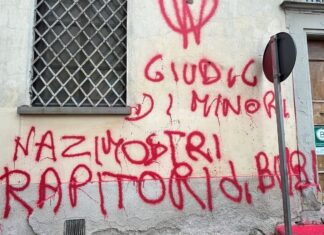 Atti vandalici nelle scuole di sansepolcro
