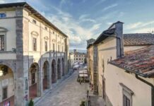 Grave episodio avvenuto in un locale del centro di Sansepolcro