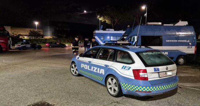 POLIZIA-DI-STATO-AREZZO.jpg
